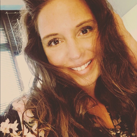 Meet your Posher, Kelly - Picture 1 of 1